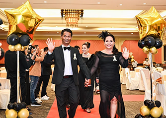 เรื่องราวชีวิต คุณที ศรีจัน และ คุณย้อก นู 4